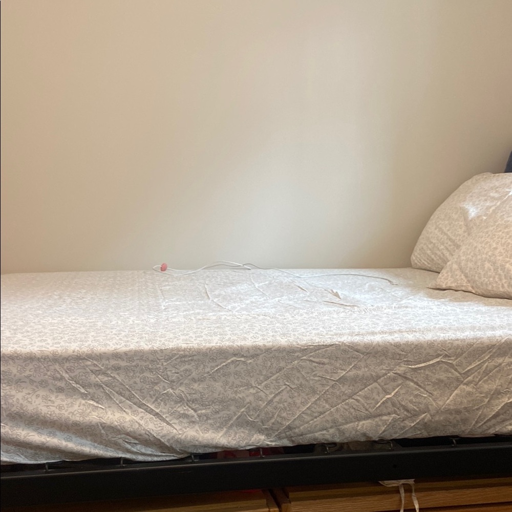 White Minimalist Bedding Sheets